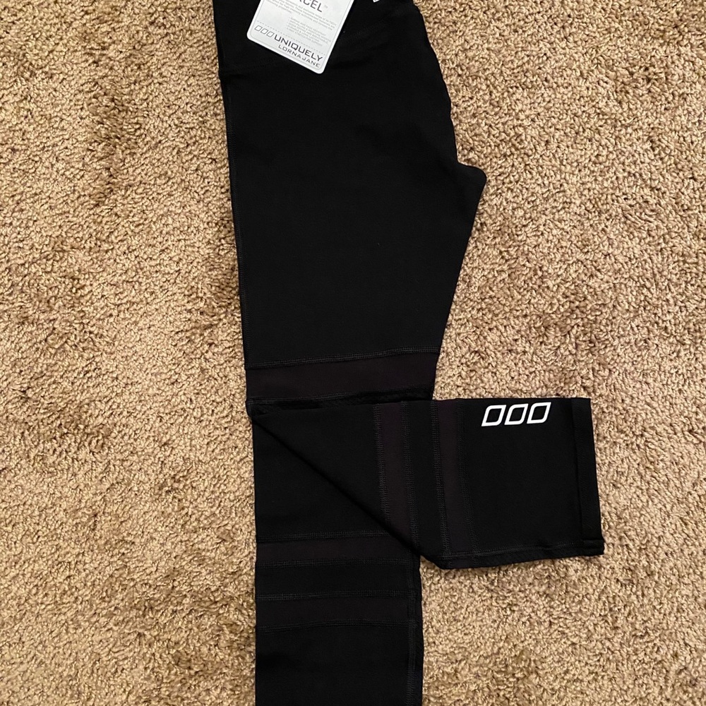 NWT! Lorna Jane leggings